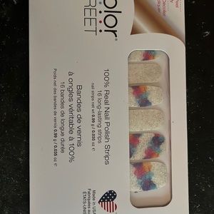 Color Street nail polish strips